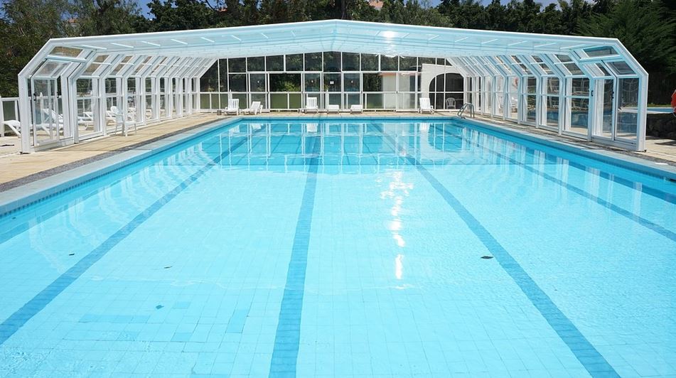 cubierta de piscina
