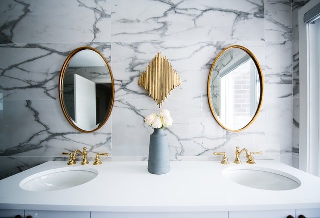 Guía de precios de espejos de baño: conoce los detalles