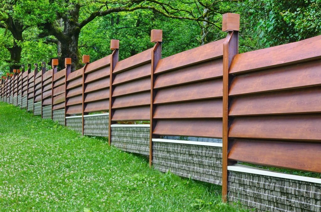 Prix de la réparation d’une clôture en bois